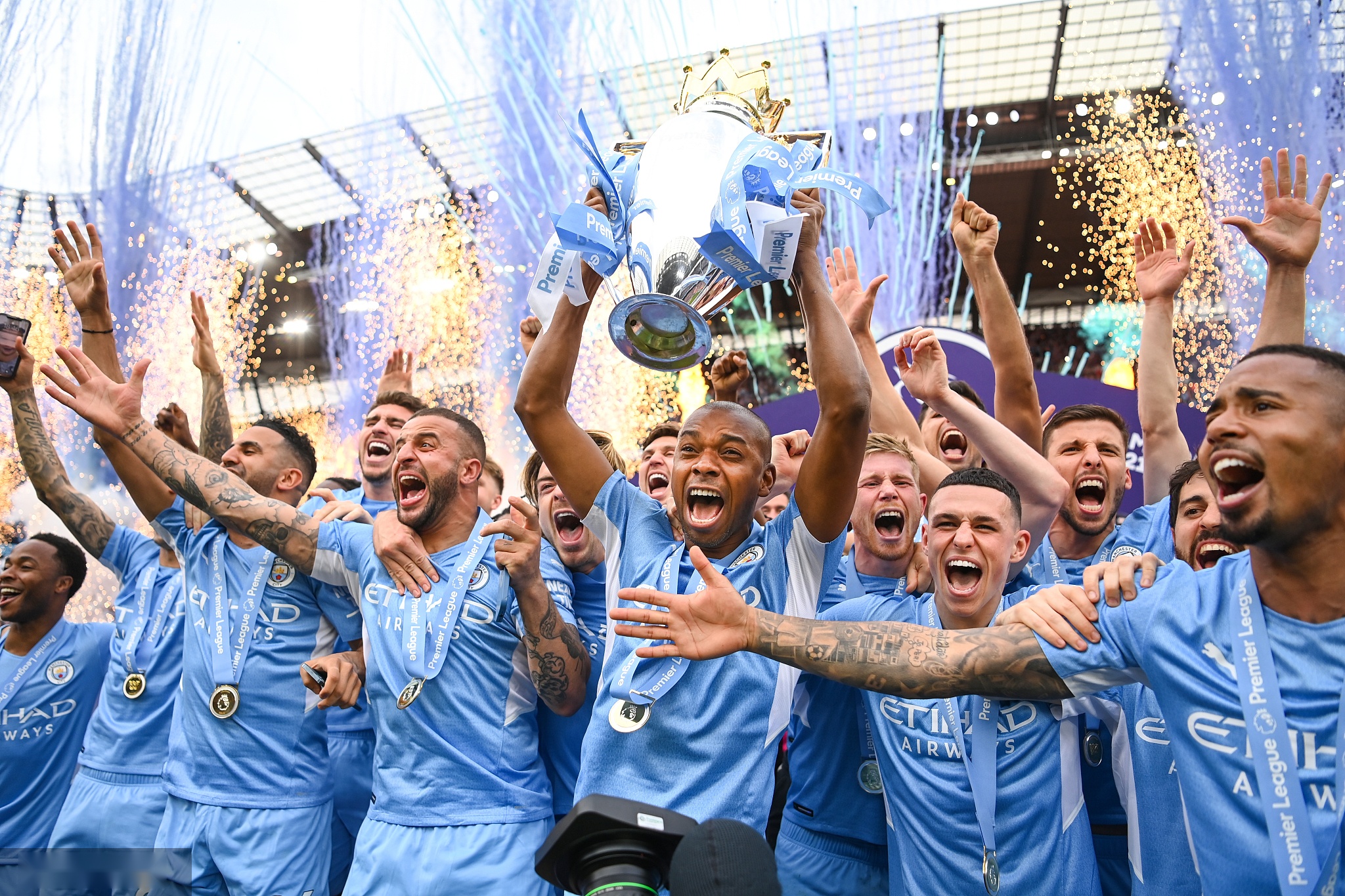 塑球队整体 塑球队整体